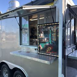 Chonie’s Pizza