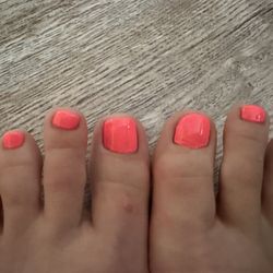 VIP Nails & Day Spa
