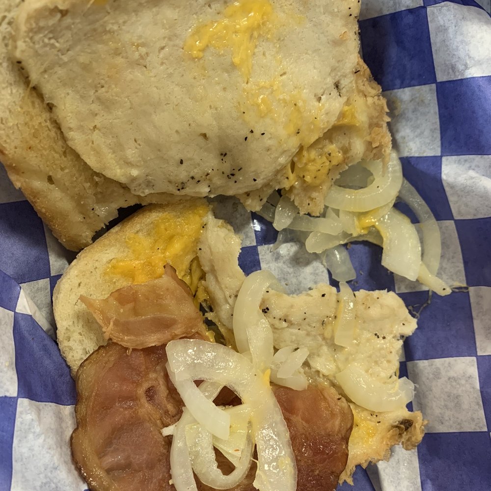Blue Quail Deli - "Deluxe" chicken panini - Delis Near Me - Goliad, Texas Blue Quail Deli - "Deluxe" chicken panini - Delis Near Me - Goliad, Texas