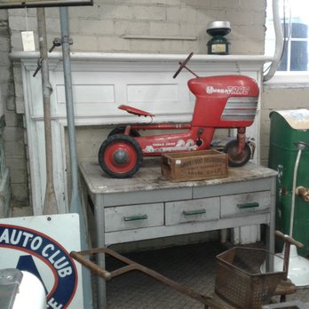 Olde Shoe Factory Antique Mall - Antiques Near Me - Lancaster, Ohio Olde Shoe Factory Antique Mall - Antiques Near Me - Lancaster, Ohio