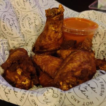 Social Goose Bar - Chicken Wings - Bars Near Me - Brunswick, Maine Social Goose Bar - Chicken Wings - Bars Near Me - Brunswick, Maine