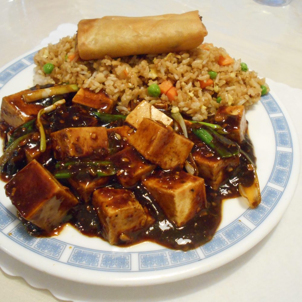 Hunan Restaurant - Szechuan tofu, fried rice, egg roll. Nothing about it made me think of Szechuan food. - Chinese Near Me - Eureka, California Hunan Restaurant - Szechuan tofu, fried rice, egg roll. Nothing about it made me think of Szechuan food. - Chinese Near Me - Eureka, California