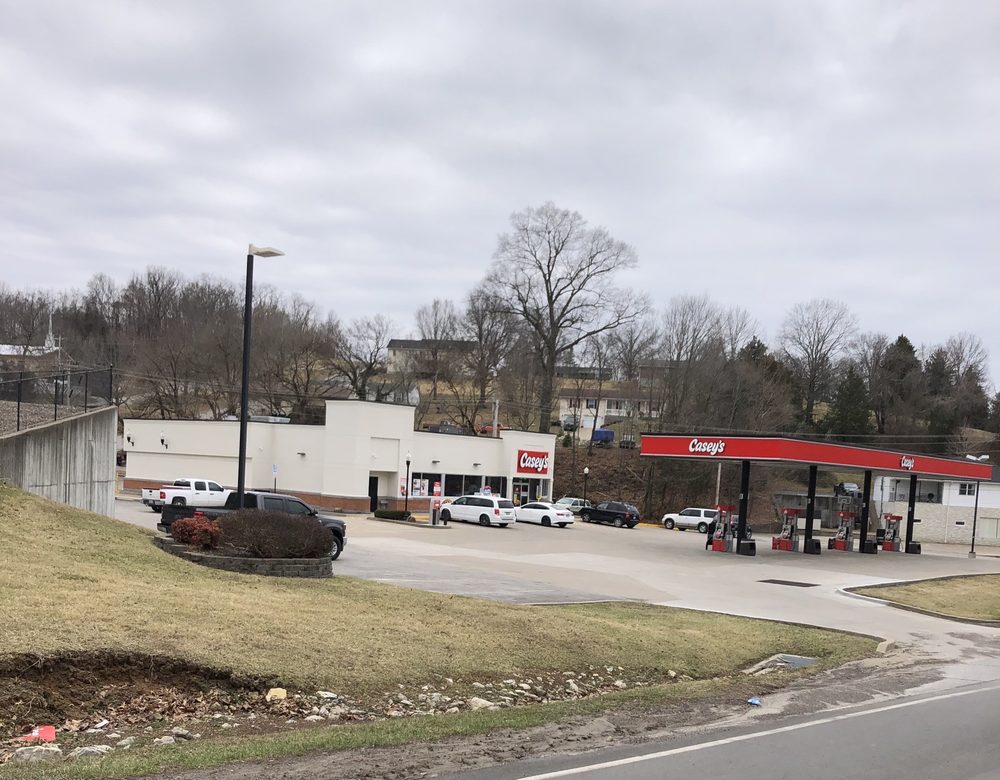 CASEY’S Updated September 2024 115 Mo19, Hermann, Missouri Pizza
