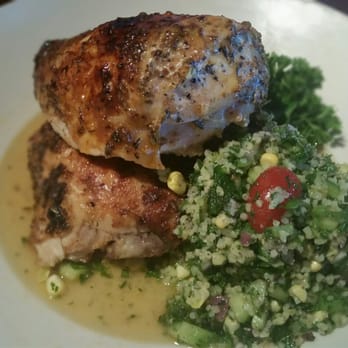 Houston's Restaurant - Roast chicken - American Near Me - Pompano Beach, Florida