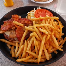 Reef Burger. Really tasty and I recommend medium. Reef Burger. Really tasty and I recommend medium.