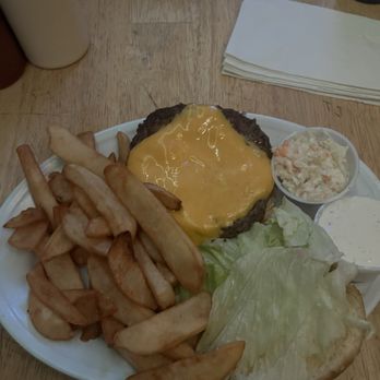 Kit Kat Klub - Cheeseburger with steak fries and slaw... kareokee Thursday- Saturday starting around 9pm-ish... lots of fun! - Dive Bars Near Me - Macomb, Michigan Kit Kat Klub - Cheeseburger with steak fries and slaw... kareokee Thursday- Saturday starting around 9pm-ish... lots of fun! - Dive Bars Near Me - Macomb, Michigan