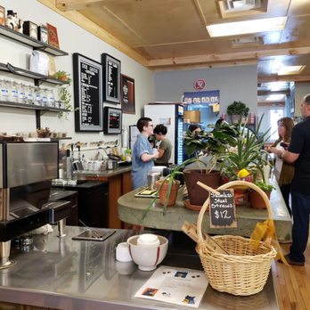 Dos Gatos Coffee Bar - Coffee & Tea Near Me - Johnson City, Tennessee