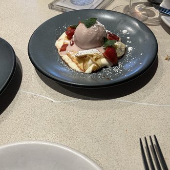 Rose Mary - Palacinke - Italian Near Me - Chicago, Illinois