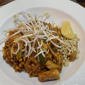 Ruan Thai Cuisine - Pad Thai - Thai Near Me - Savannah, Georgia