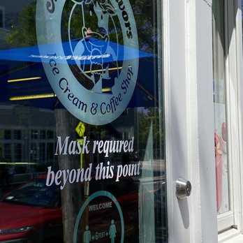 Amazing Flavors - the front window of a restaurant - Ice Cream & Frozen Yogurt Near Me - Greenport, New York Amazing Flavors - the front window of a restaurant - Ice Cream & Frozen Yogurt Near Me - Greenport, New York