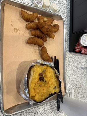 THE ORIGINAL Q SHACK by null