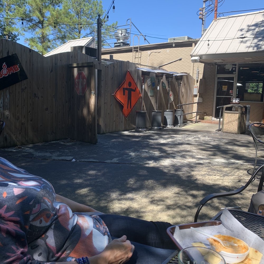 Brewmasters - Outside seating - Gastropubs Near Me - Goldsboro, North Carolina