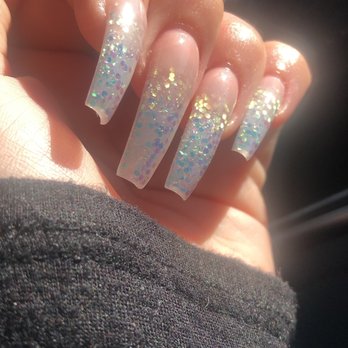 Le's O Nails - Nail Salons Near Me - Oxnard, California