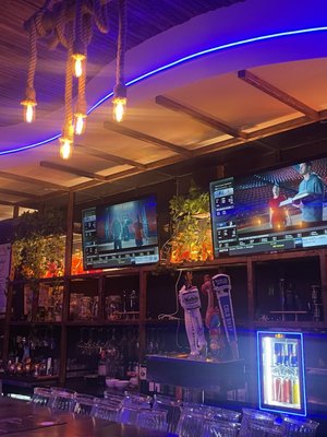 Saloni Bar by Meraki by null