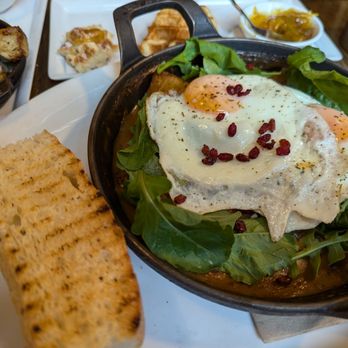 Medina Cafe - Breakfast & Brunch Near Me - Vancouver, British Columbia