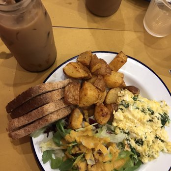 Le Vespe Cafe - Breakfast & Brunch Near Me - Florence, FI Le Vespe Cafe - Breakfast & Brunch Near Me - Florence, FI