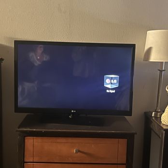 Quality Inn - The TV only works half the time - Hotels Near Me - Richland, Mississippi Quality Inn - The TV only works half the time - Hotels Near Me - Richland, Mississippi
