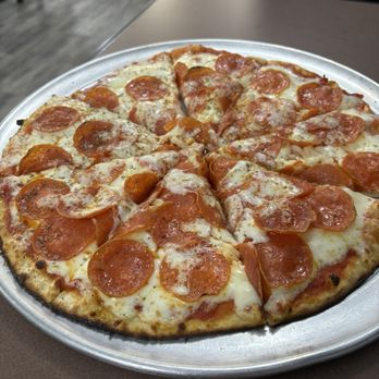 Backdoor Brick Oven - 12" Double pepperoni. - Pizza Near Me - Bowling Green, Missouri Backdoor Brick Oven - 12" Double pepperoni. - Pizza Near Me - Bowling Green, Missouri