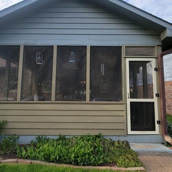 Pro Screen Solutions - Before new paint and screens - Windows Installation Near Me - Carmel, Indiana