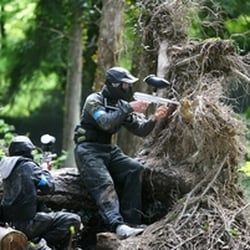 Delta Force Paintball - Plymouth - Using a stump for cover!