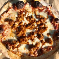 Run Westy Run - Linx sausage pizza from Simply Pizza.