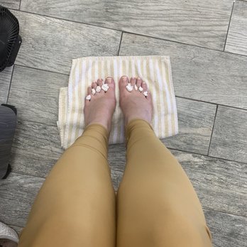 Robertson Nail - Regular French pedicure - Nail Salons Near Me - Beverly Hills, California