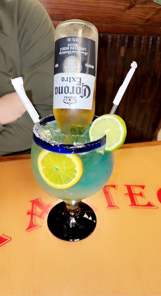 El Azteca Mexican Restaurant
