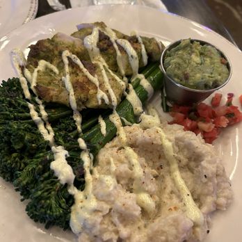 The Oakmont - Tequila Chicken dinner - American Near Me - Indianapolis, Indiana The Oakmont - Tequila Chicken dinner - American Near Me - Indianapolis, Indiana