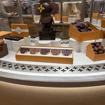 Louis Vuitton - Leather Goods Near Me - New York, New York Louis Vuitton - Leather Goods Near Me - New York, New York