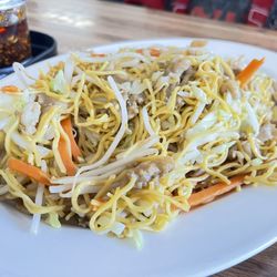 Pho Viet Restaurant - Chicken Chow Mein