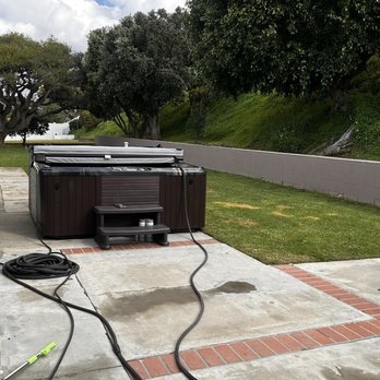 OC Spas & Hot Tubs - 6 person Hot Tub, Brown. - Hot Tub & Pool Near Me - Costa Mesa, California
