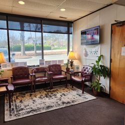 Chiropractic Pain & Injury Center - Waiting Room