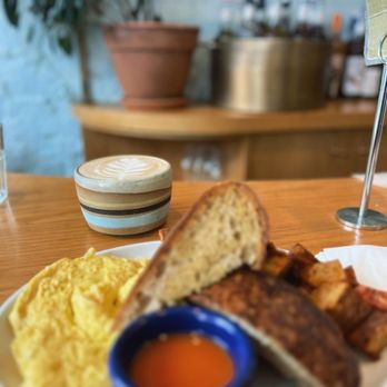 Golda - Breakfast plate - Breakfast & Brunch Near Me - Brooklyn, New York Golda - Breakfast plate - Breakfast & Brunch Near Me - Brooklyn, New York