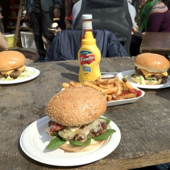 Lucky Chip - The best burger in London! - Street Vendors Near Me - London, XGL