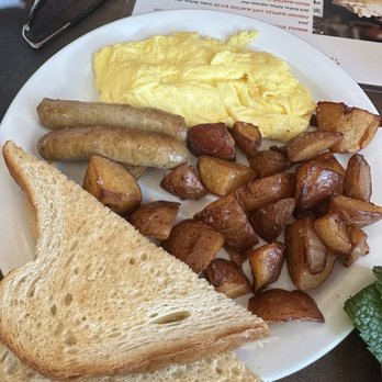 Chicago Waffles Willowbrook - Kids 1 Egg with Bacon & Potatoes - Breakfast & Brunch Near Me - Willowbrook, Illinois
