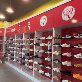 Fit2Run The Runner's Superstore - Sports Wear Near Me - Coconut Creek, Florida