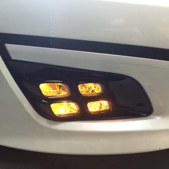 Xtreme HID - Turn signal on - Auto Parts & Supplies Near Me - San Jose, California