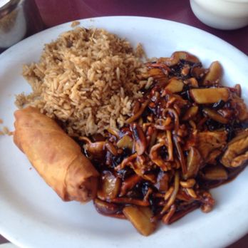 Auntie Chang's Dumpling House - Chicken in garlic sauce - Chinese Near Me - Houston, Texas
