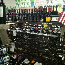 Gus' Liquor Store