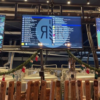 Random Row Brewing - Beer/cider/seltzer options - Breweries Near Me - Charlottesville, Virginia