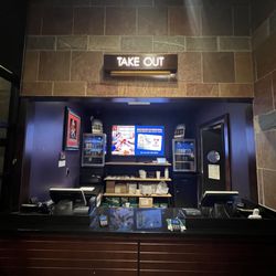 BJ's Restaurant & Brewhouse - Take out counter