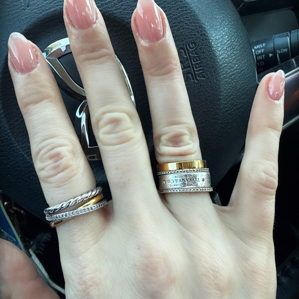 Builder gel with one coat of Jelly (#12). Builder gel with one coat of Jelly (#12).
