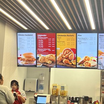 Jollibee - inside - Fast Food Near Me - Bloomingdale, Illinois