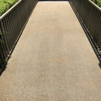 Central Mississippi Softwash - A clean walkway. - Pressure Washers Near Me Central Mississippi Softwash - A clean walkway. - Pressure Washers Near Me