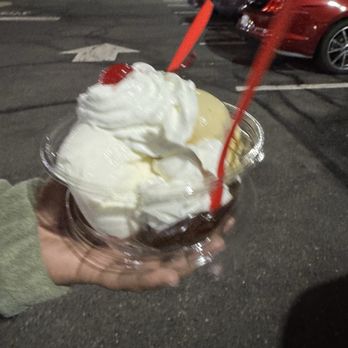 Bruster's Real Ice Cream - Desserts Near Me - Fairfax, Virginia Bruster's Real Ice Cream - Desserts Near Me - Fairfax, Virginia