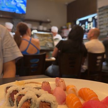 Niko Niko Sushi - Sushi Bars Near Me - Burbank, California Niko Niko Sushi - Sushi Bars Near Me - Burbank, California