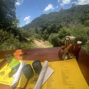 Cafe on 27 - A beautiful view - Breakfast & Brunch Near Me - Topanga, California