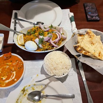 Mintt Indian Cuisine - a variety of dishes on a table - Indian Near Me - Pittsburgh, Pennsylvania Mintt Indian Cuisine - a variety of dishes on a table - Indian Near Me - Pittsburgh, Pennsylvania
