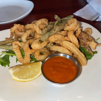 Napkins - Crispy Calamari - New American Near Me - Napa, California Napkins - Crispy Calamari - New American Near Me - Napa, California
