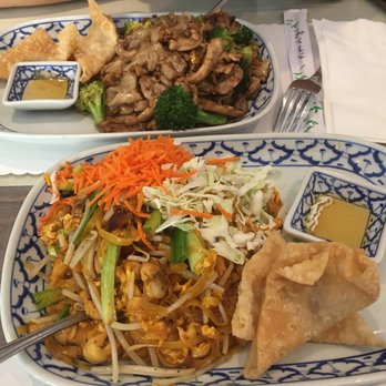 President Thai - Chicken Pad See Ew $10.50 Lunch Special (Top) Chicken Pad Thai $10.50 Lunch Special (Bottom) Both come with fried wonton and plum sauce - Thai Near Me - Pasadena, California President Thai - Chicken Pad See Ew $10.50 Lunch Special (Top) Chicken Pad Thai $10.50 Lunch Special (Bottom) Both come with fried wonton and plum sauce - Thai Near Me - Pasadena, California